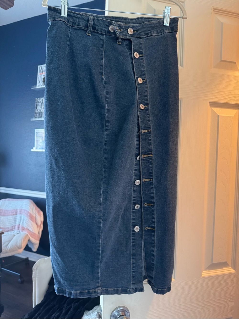Classic Button-Front Dark Denim Midi Skirt